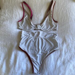 ACACIA Ruby Top and Olive Bottom White with mixed color piping size XL